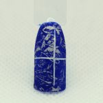 Снежинки на ногтях: пошаговое фото